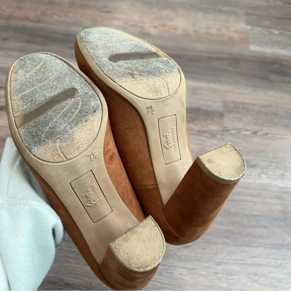 Fioni faux suede block heel pumps cognac brown size 7.5 office workwear - Picture 5 of 6